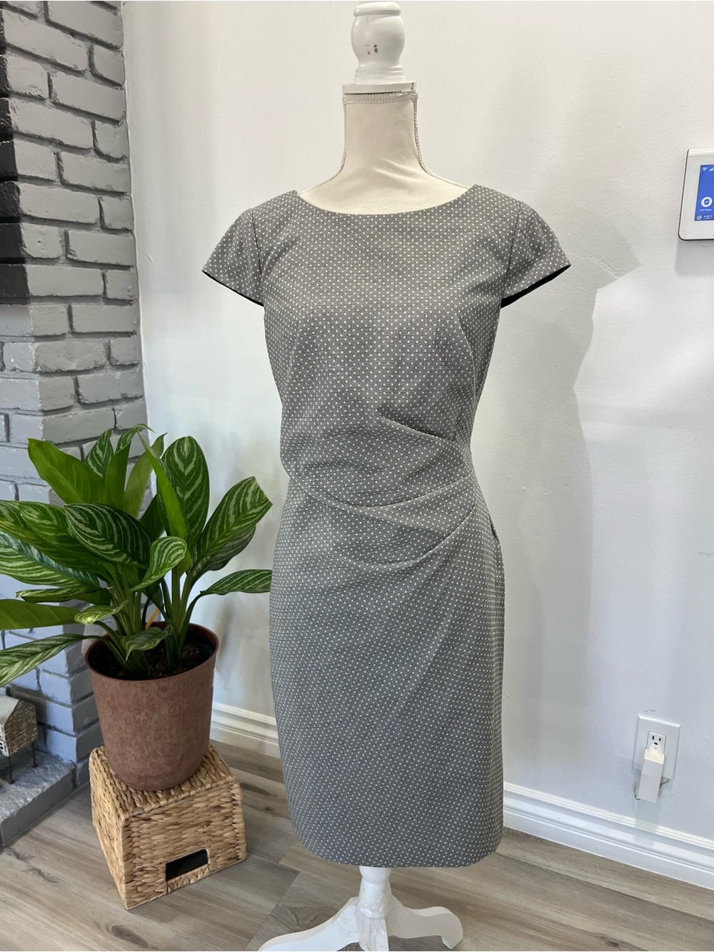 Ralph Lauren Gray Polka Dot Cap-Sleeve Sheath Dress